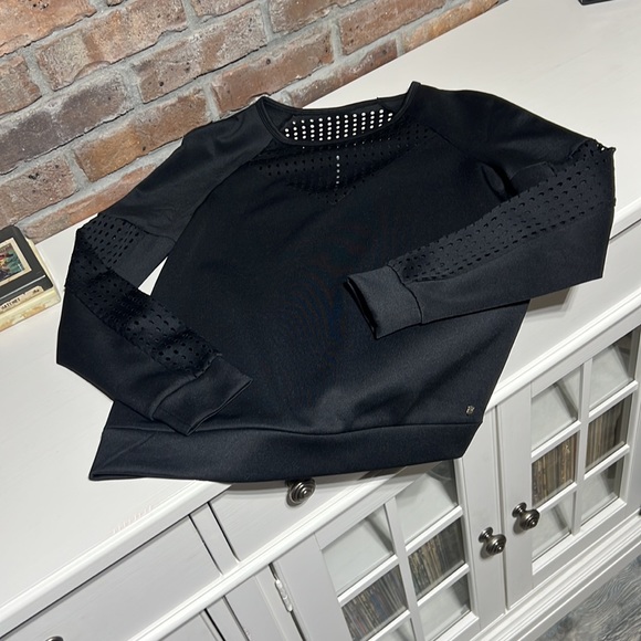Fabletics Black Tilly Neoprene Long Sleeve shirt - Picture 9 of 15